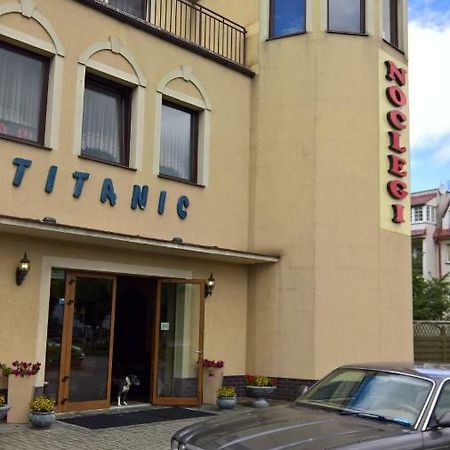 Titanic Bed & Breakfast Władysławowo Exterior foto