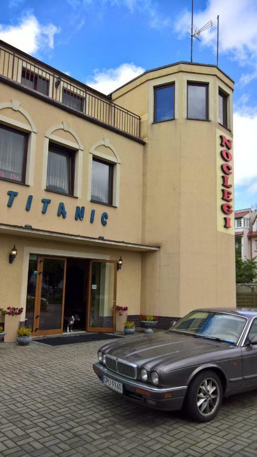 Titanic Bed & Breakfast Władysławowo Exterior foto